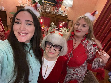 Dalla Hunziker a Monica Setta: è in famiglia il Natale dei vip