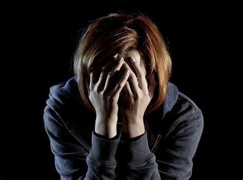 7 Depression Symptoms And Warning Signs Bayridge Counselling