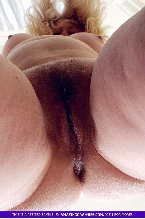 Fat Granny Pose Naked And Expose Her Juicy Xxx Dessert Picture 7