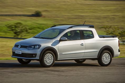 Volkswagen saveiro 2021 a saveiro entra na linha 2021 sem alterações em relação ao ano anterior. VW Saveiro finalmente ganha opção Cabine Dupla