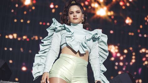 Rosalía Gives Traditional Flamenco Style A Bold Twist At The Mtv Emas