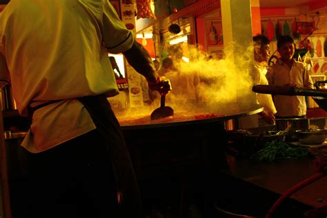 Gambar Malam Bar Penjaja Memasak Pembakaran Koki Pinggir Jalan