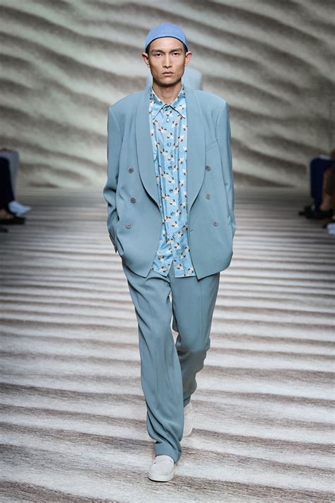 Giorgio Armani Spring 2023 Menswear Collection Vogue