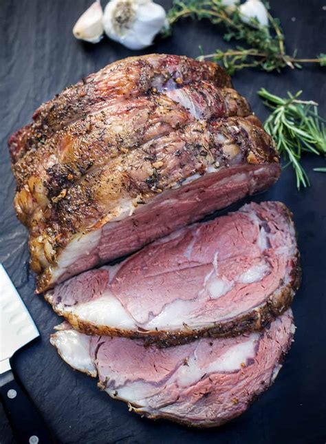 In fact, i have always been a fan of making prime rib using traditional the juices required to make instant pot prime rib will also make the best au jus to serve along with the meat. Smoked Prime Rib -- Recipe, Video Tutorial, and Wine Pairing