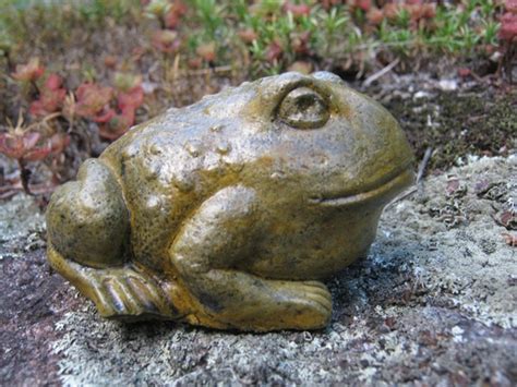 Toad Garden Statue Cute Frog Concrete Figure Painted Cement