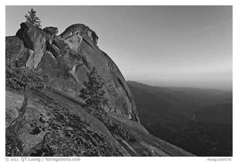 Black And White Picturephoto Moro Rock And Kaweah River Valley At