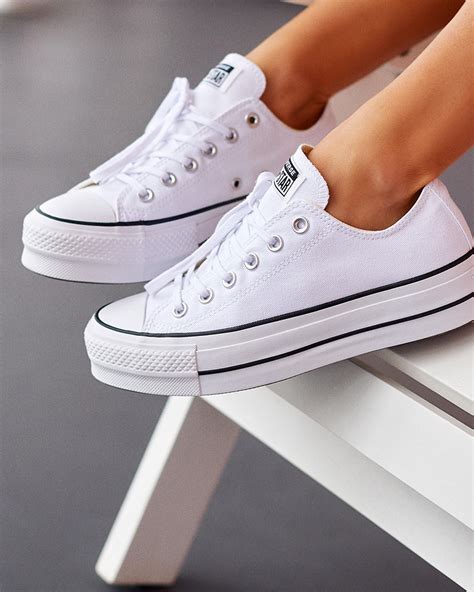 Converse Womens Chuck Taylor All Star Platform Lo Pro Shoes In White