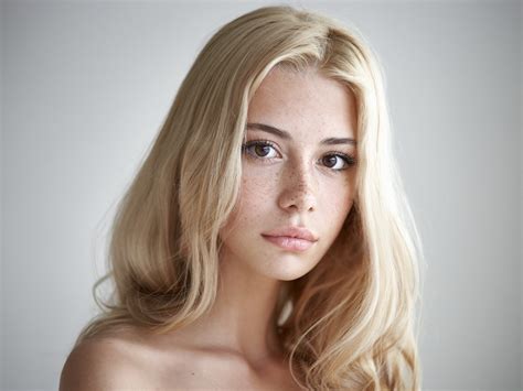 Blonde Hair With Freckles JohnstonColin