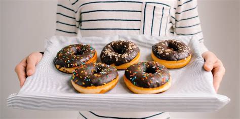 Sebelum membuat donat yang empuk dan mengembang sempurna, ada beberapa tips yang harus anda perhatikan. 10 Resep Cara Membuat Donat Empuk dan Mengembang Sempurna ...