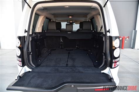 For those who like to travel in style, grandtour elevates cargo box. 2016 Land Rover Discovery SDV6 HSE review (video ...