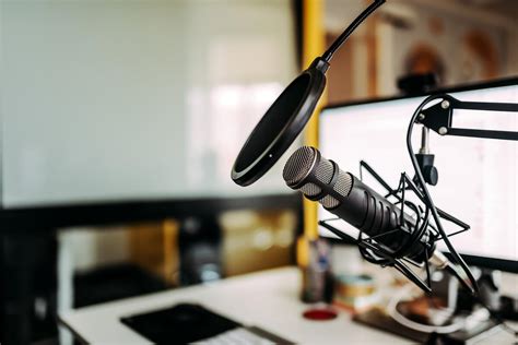 How Radio and Podcasts Work Together to Promote Your Brand | Hubbard ...