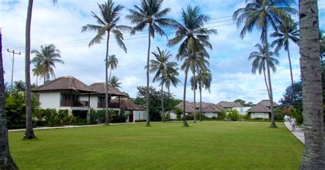 Nah itu tadi beberapa pengertian seni menurut para ahli, meskipun terlihat berbeda namun pada dasarnya pengertian seni itu sendiri sama antara pendapat satu dengan yang lainnya. Pengertian Hotel Menurut Para Ahli
