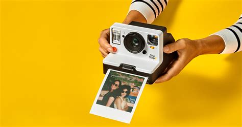 Die Sofortbildkamera Ist Zurück Berliner Firma Bringt Neue Polaroid Chip