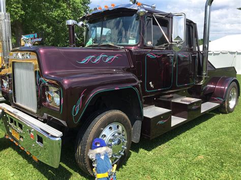 Macungie 2016 Pictures and group photo - Odds and Ends - BigMackTrucks.com