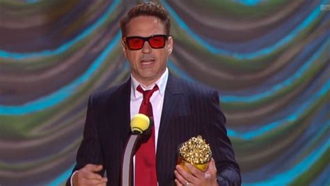 Robert Downey Jr Receives Mtv Generation Award At 2015 Mtv Movie Awards