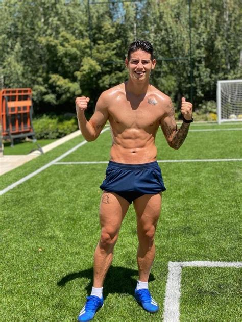 James Rodriguez Soccer Players Hot Soccer Guys Ripped Body Hommes
