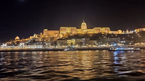 Zobacz bezstronne recenzje (10 222 ) na temat hungarikum bisztro, z oceną 4,5 na 5 w serwisie tripadvisor, na pozycji 22 z 3 603 restauracji w budapeszcie. Budapeszt. Atrakcje i zabytki. Zwiedzanie - HotLot
