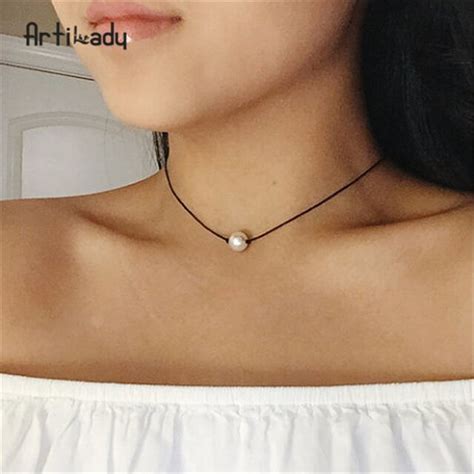 Artilady Genuine Pearl Choker Necklace Pu Choker For Women Minimalist