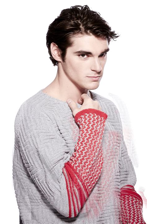 Actor RJ Mitte of Breaking Bad: “Be aware of those around you; Look