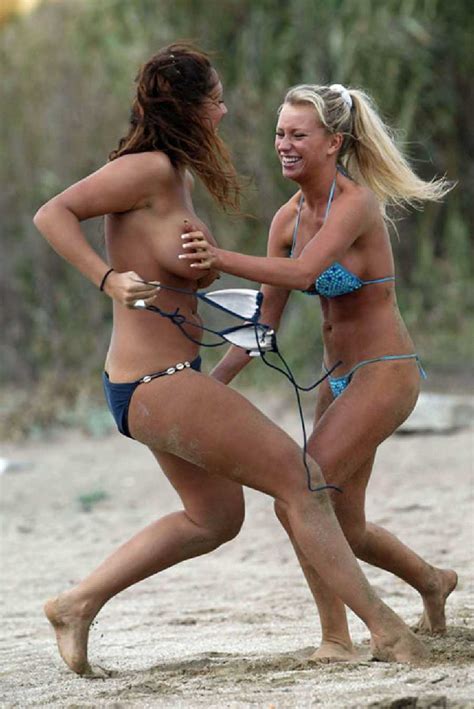 Getting Naked At The Beach Real Women Taking Off Their Bikini