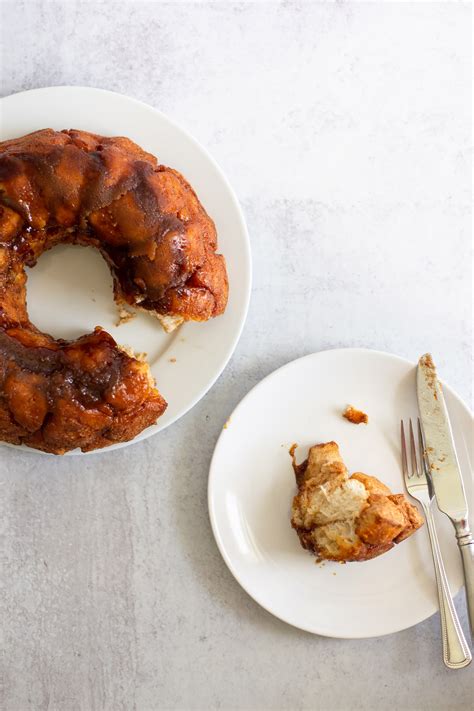 Use kitchen shears or a sharp knife. Monkey Bread with Canned Biscuits - Food Banjo