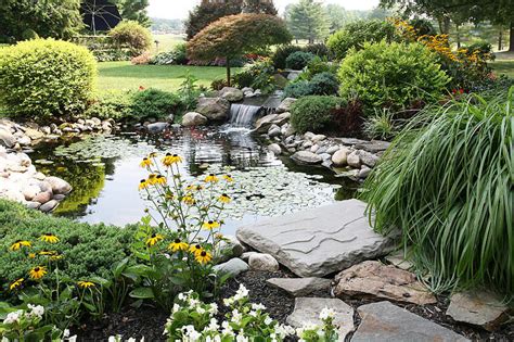 Jun 22 2019 explore kherweck s board corner landscaping ideas on pinterest. Inspiring Backyard Pond Ideas - Quiet Corner