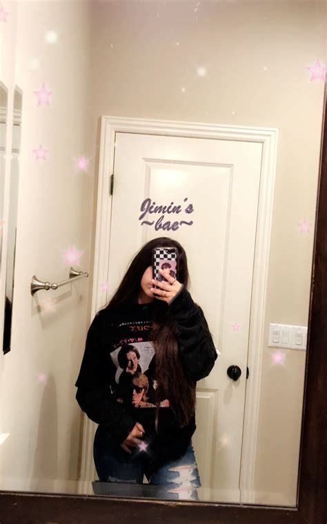 Pin By Avashamsa On Fits Fake Girls Aesthetic Clothes