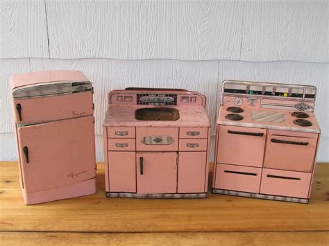 Maybe you would like to learn more about one of these? 36 best images about Metal/Tin kitchen toys. on Pinterest ...