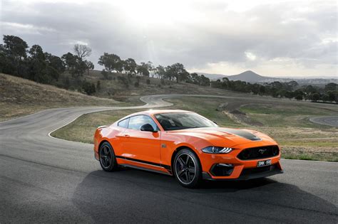 Review 2021 Ford Mustang Mach 1