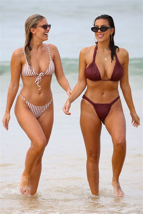 Natasha Oakley And Devin Brugman Sexy On Bondi Beach Photos Top