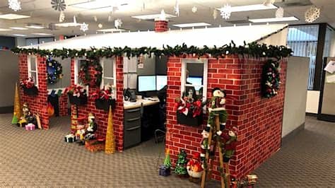 Additional christmas color red and some green ribbons will add to the design positively. Texas Co-Workers Convert Business Cubicles Into Christmas ...
