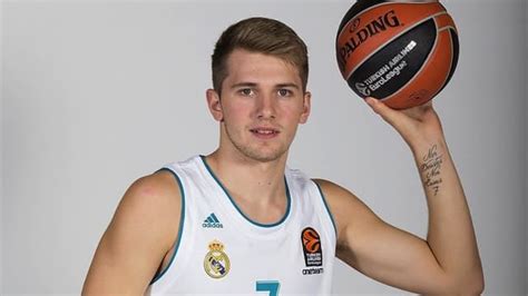 Goltes, a fellow slovenia native, is a model and dancer while also promoting fitness. Luka Doncic, une cote anormalement en chute libre