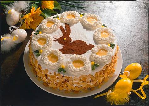 Wer eierlikör mag, unsere rezepte für eierlikörkuchen lieben. Mokka-Eierlikör-Torte Rezept - Chefkoch-Rezepte auf LECKER ...