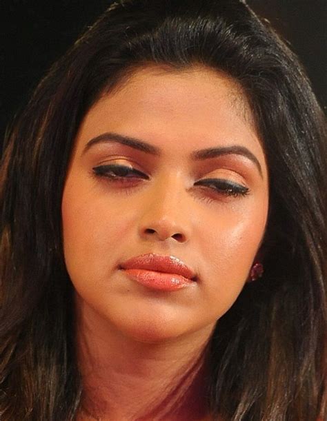 Hot Sexy Facial Expressions Of Indian Actress Kajal