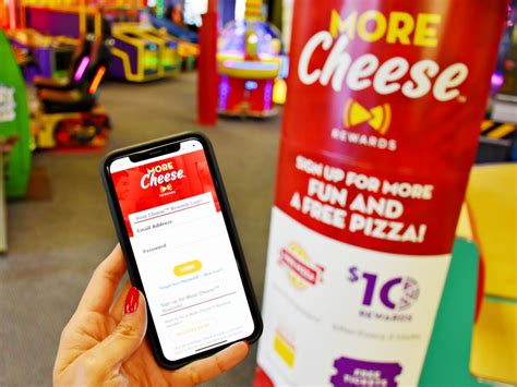 What You Need To Know About The New Chuck E Cheese Rewards Program