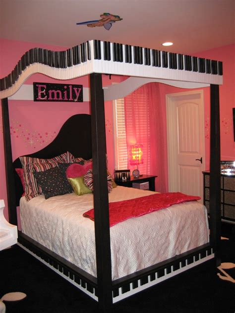 See more ideas about music themed rooms, music room decor, music themed. Theme Your Room to Music