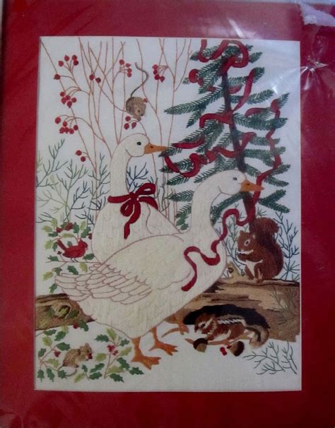 Christmas Goose Crewel Embroidery Kit 40223 Candamar Forest Animals