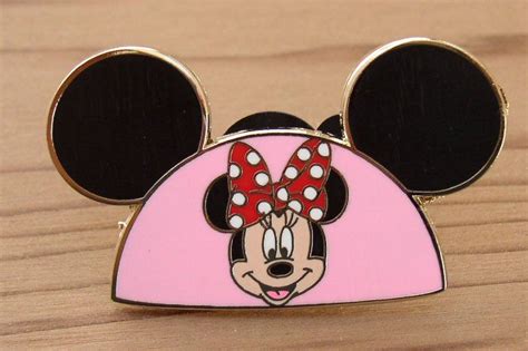Minnie On Pink Mickey Ears Limited Edition Disney Trading Pin Mickey