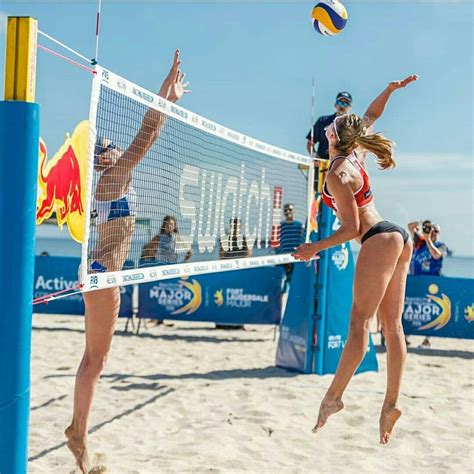pin de lenin espinoza en women s beach volleyball con imágenes beach voley volley playa