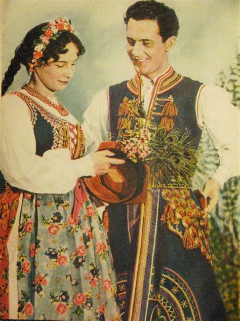 Ginara Couple In Folk Costume From Kraków Polish Folk Costumes