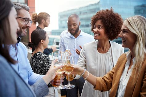 20 Happy Hour Ideas That Drive Revenue To Your Venue Cvent Blog