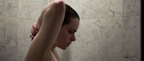 Naked Emily Hampshire In Holder’s Comma