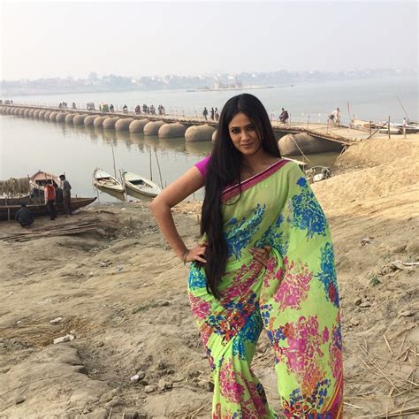 Shweta Tiwari Looks Like A Dream In Sheer Saree See The Diva Look Sexy