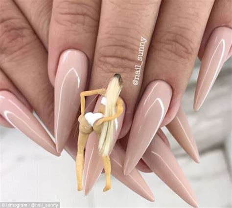 You Can Now Get A Twerking Kim Kardashian On Your Nails Crazy Nail