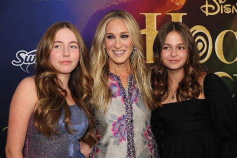 sarah jessica parker s 2 daughters had a surprising reaction to the star s vogue cover