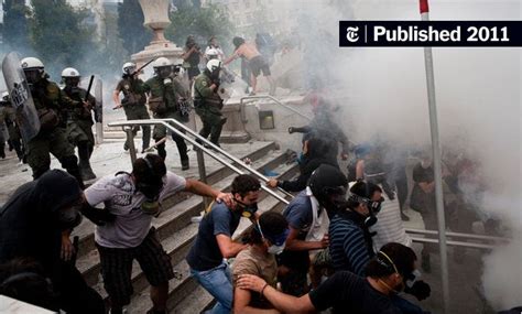 Police In Athens Clash With Protesters The New York Times