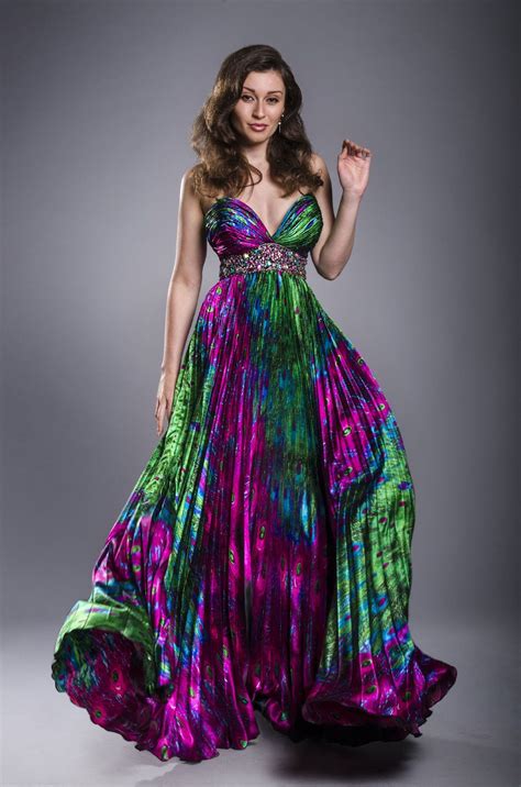 Pin By Mary Young On Fashion Gowns Ball Dresses Peacock Print Maxi