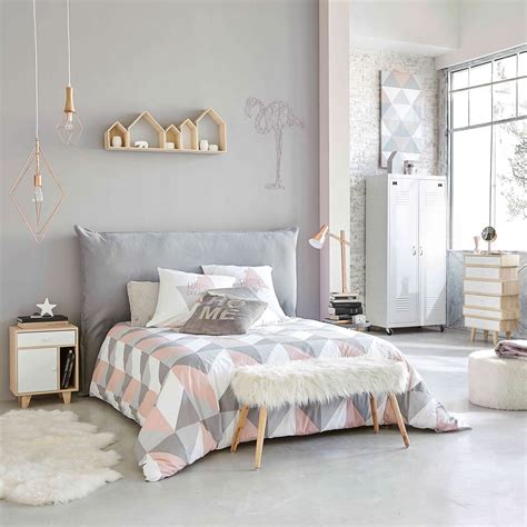 De plus, vous pourrez suivre votre livreur à l'aide de votre téléphone. Housse de tête de lit 160 gris perle Soft | Maisons du Monde