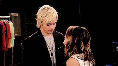 austin and ally kissing austin and ally kiss tumblr austin was cariyng ally bicous she