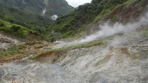 valley of desolation and boiling lake dominica